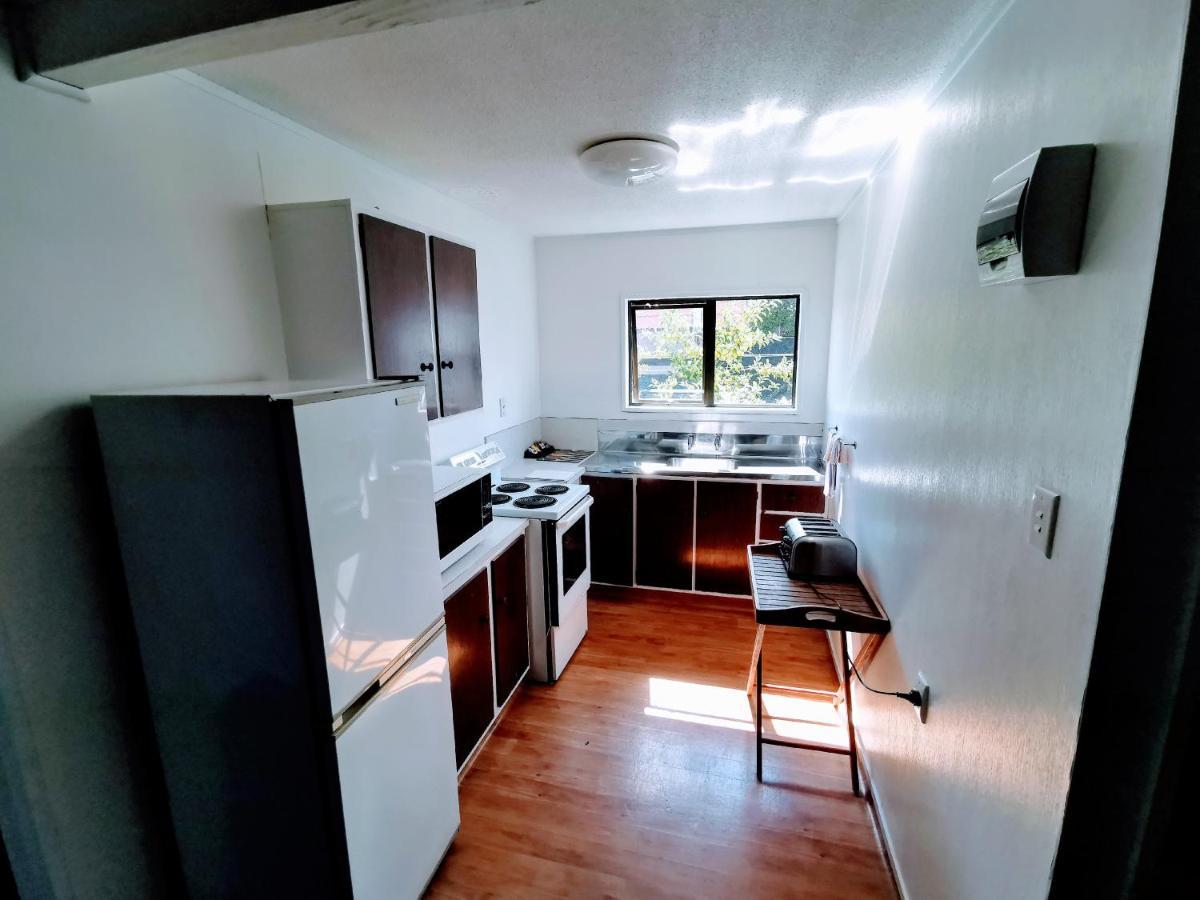 Gibson Court Motel Роторуа Экстерьер фото